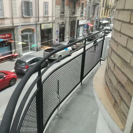 Lägenhet Sempione Appartaments *